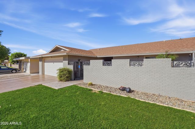 18410 N 104TH Avenue N, Sun City, AZ 85373