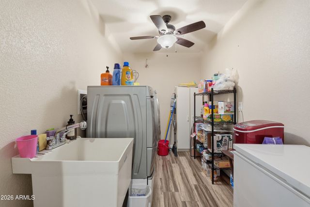 18410 N 104TH Avenue N, Sun City, AZ 85373