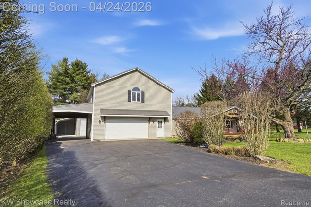 3708 Hideaway Court, Brighton Township, MI 48114