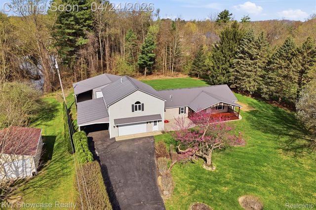 3708 Hideaway Court, Brighton Township, MI 48114