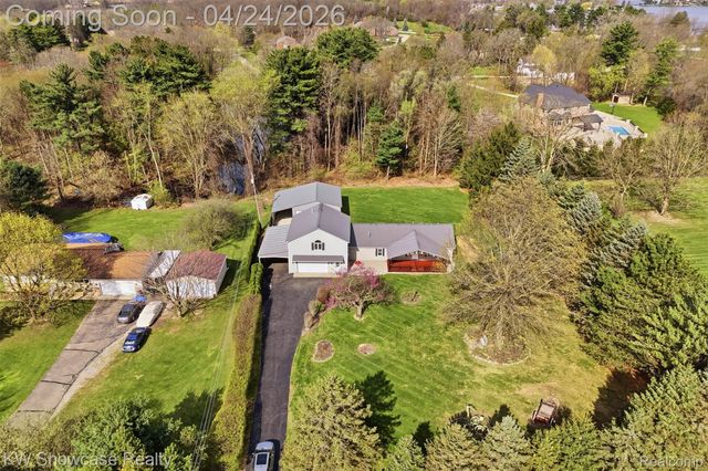 3708 Hideaway Court, Brighton Township, MI 48114