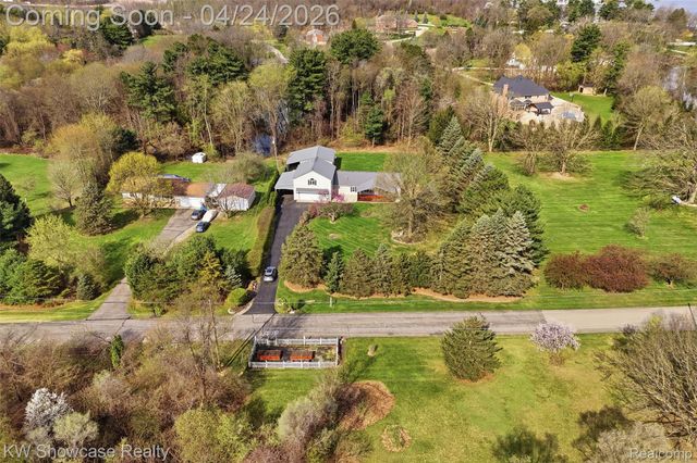 3708 Hideaway Court, Brighton Township, MI 48114