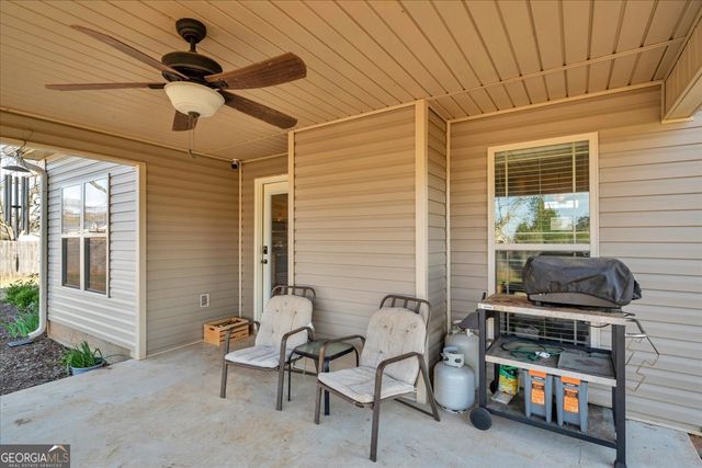 102 McEwen Court, Perry, GA 31069