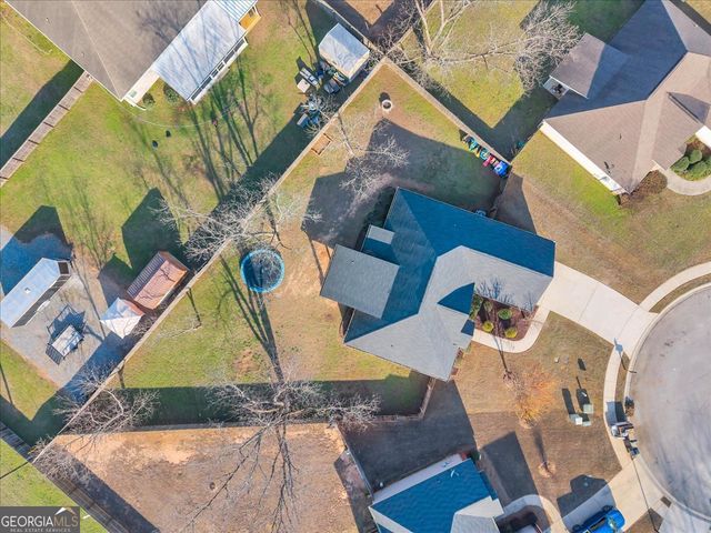 102 McEwen Court, Perry, GA 31069