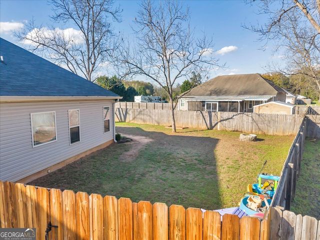 102 McEwen Court, Perry, GA 31069