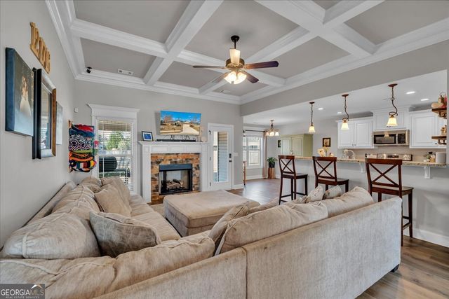 102 McEwen Court, Perry, GA 31069