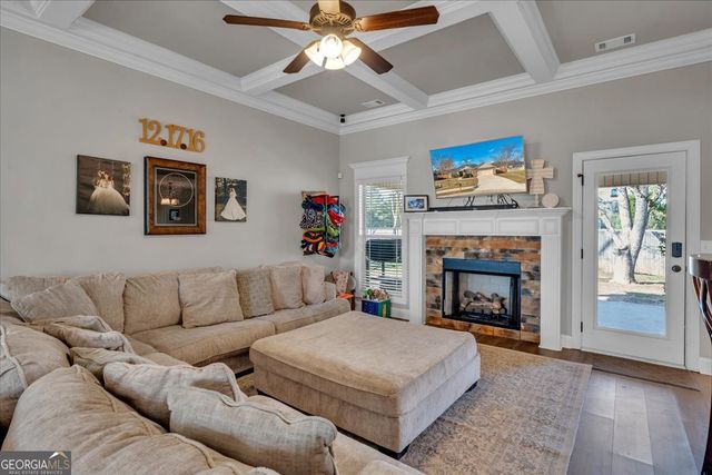 102 McEwen Court, Perry, GA 31069