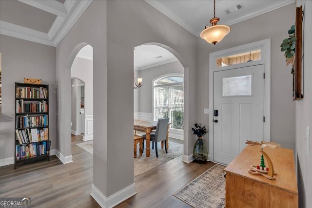 102 McEwen Court, Perry, GA 31069