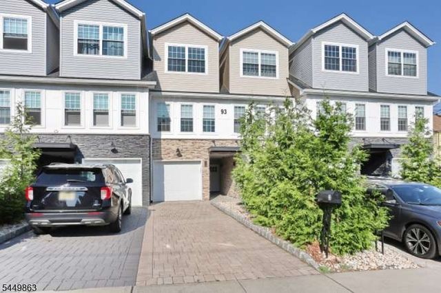 93 Prospect St, Garfield City, NJ 07026