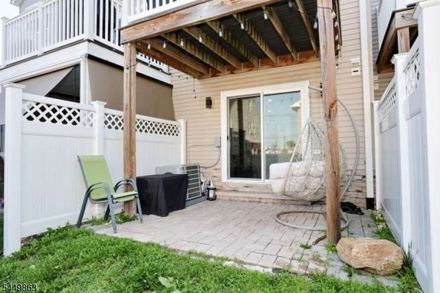 93 Prospect St, Garfield City, NJ 07026