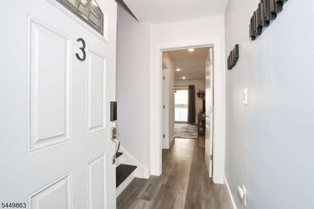 93 Prospect St, Garfield City, NJ 07026