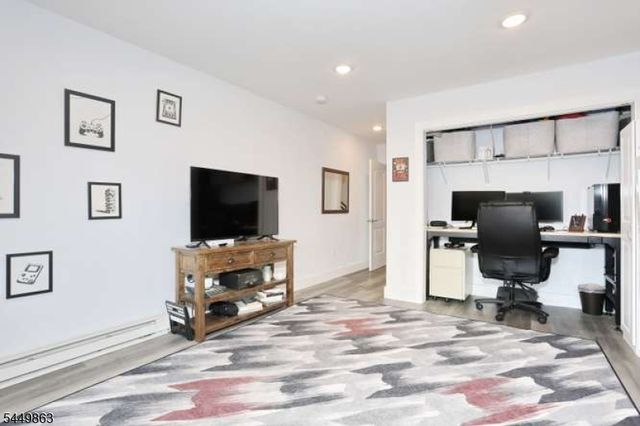 93 Prospect St, Garfield City, NJ 07026