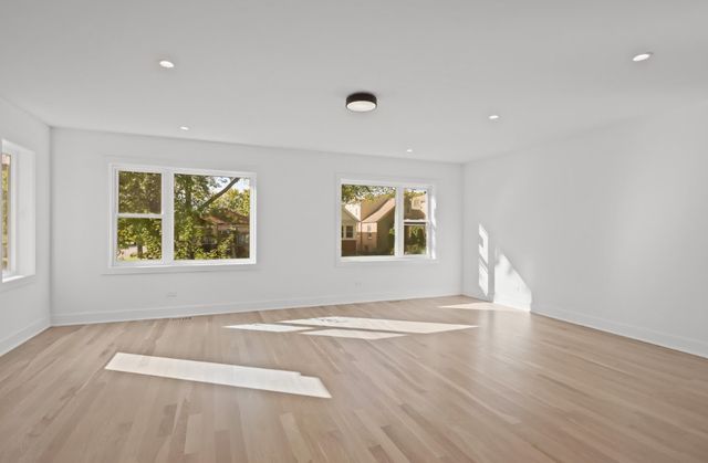 2201 N 74th Court, Elmwood Park, IL 60707