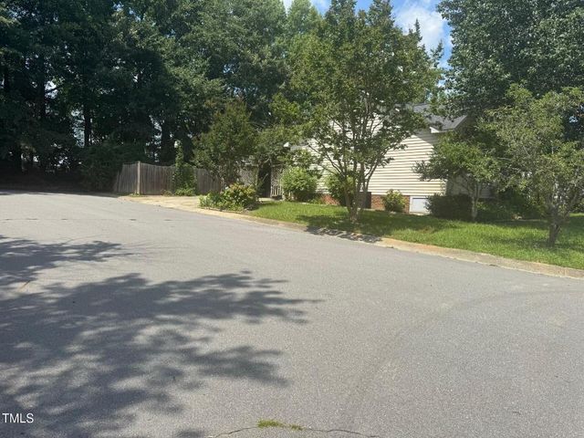 165 Cambridge Elm Drive, Clayton, NC 27520