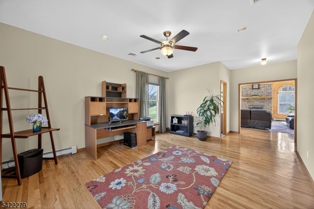 4 Pueblo Trl, Vernon Twp., NJ 07462