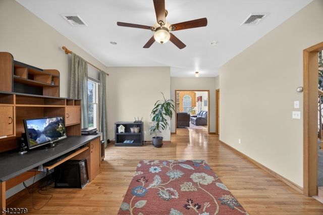 4 Pueblo Trl, Vernon Twp., NJ 07462