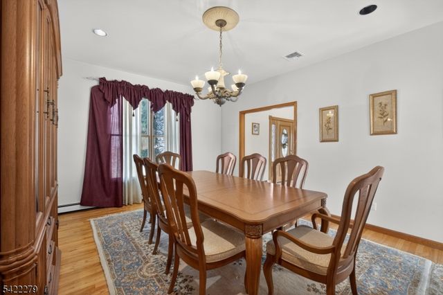 4 Pueblo Trl, Vernon Twp., NJ 07462