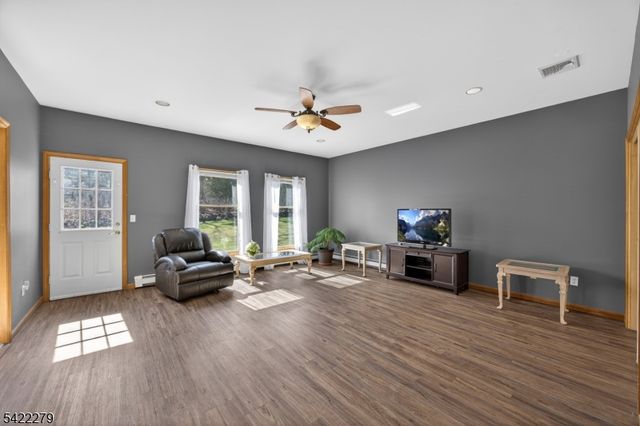 4 Pueblo Trl, Vernon Twp., NJ 07462