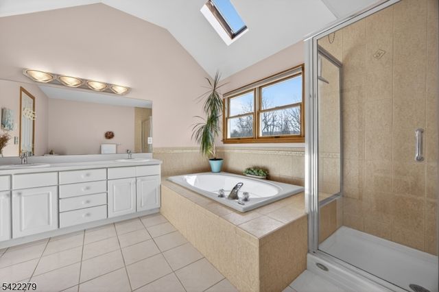 4 Pueblo Trl, Vernon Twp., NJ 07462