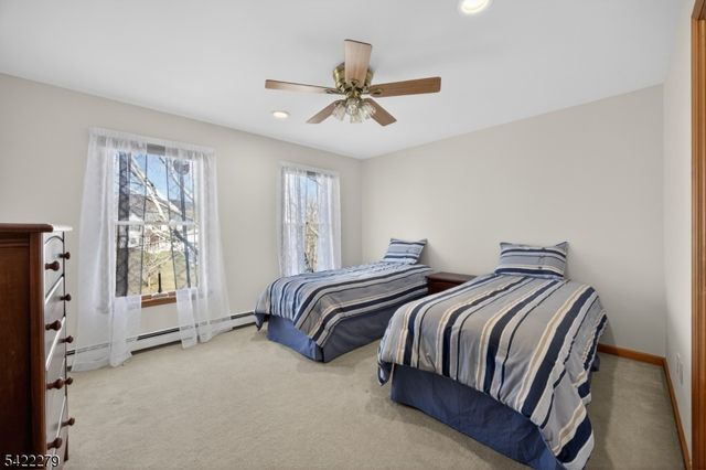 4 Pueblo Trl, Vernon Twp., NJ 07462