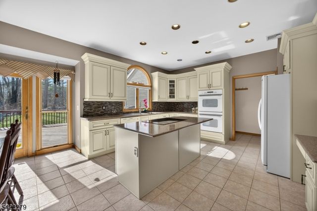 4 Pueblo Trl, Vernon Twp., NJ 07462