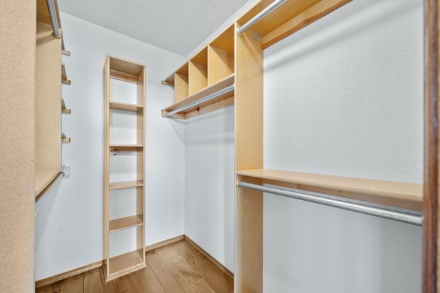 10913 E Longlake St, Wichita, KS 67207