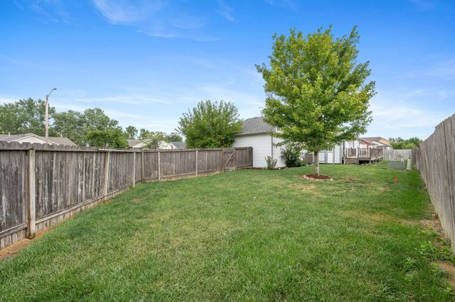 10913 E Longlake St, Wichita, KS 67207