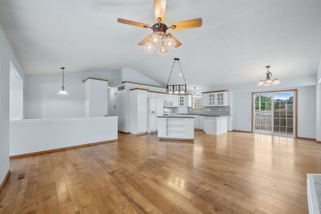 10913 E Longlake St, Wichita, KS 67207