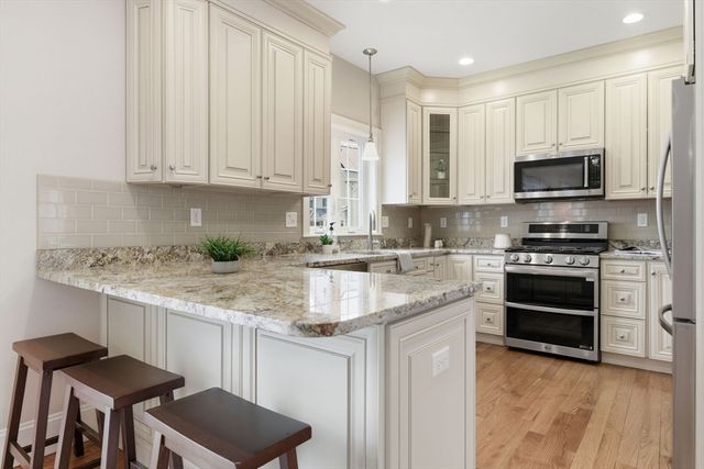 129 Dennison Ave, Framingham, MA 01702