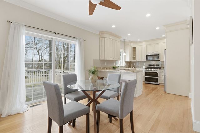 129 Dennison Ave, Framingham, MA 01702