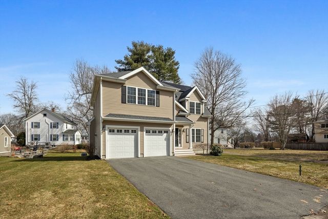 129 Dennison Ave, Framingham, MA 01702