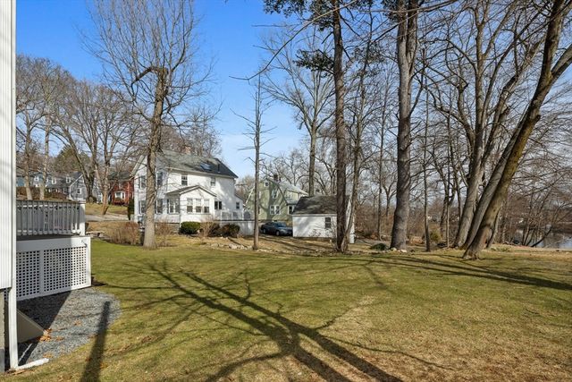 129 Dennison Ave, Framingham, MA 01702