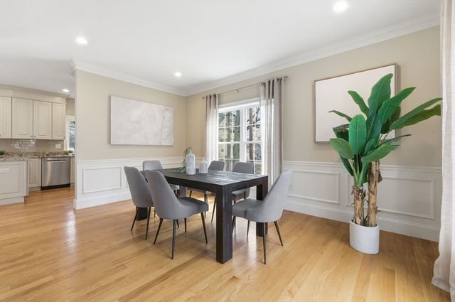 129 Dennison Ave, Framingham, MA 01702