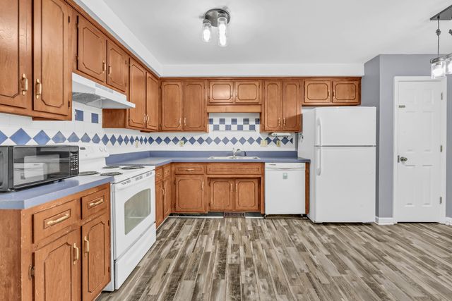 2655 Derby Dr, Clarksville, TN 37040