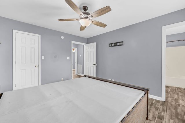 2655 Derby Dr, Clarksville, TN 37040
