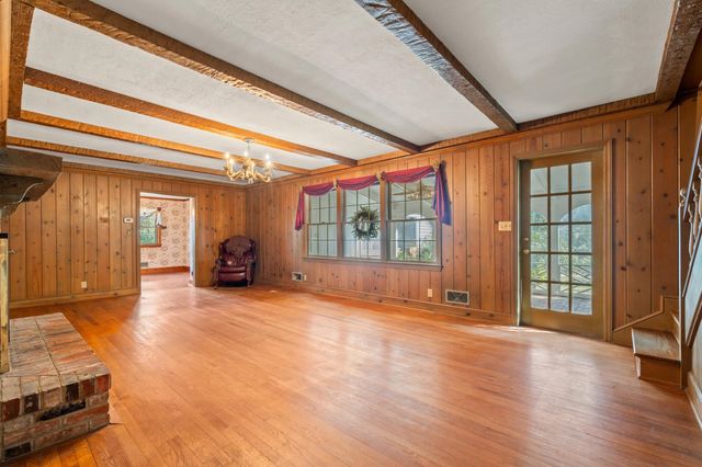 1209 Pinewood Circle, Conway, SC 29526