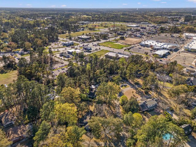 1209 Pinewood Circle, Conway, SC 29526