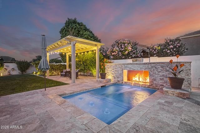 23811 N 170TH Avenue, Surprise, AZ 85387