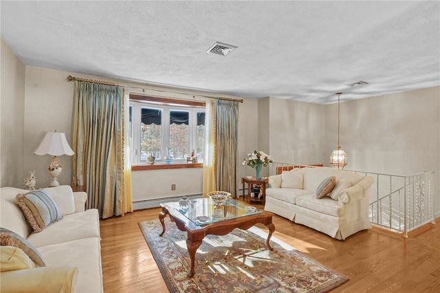 49 Orchard Avenue, Johnston, RI 02919