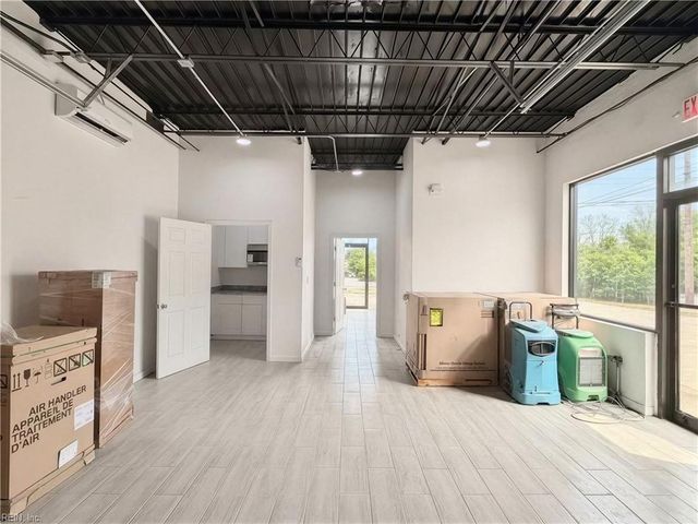 1234 Bainbridge BLVD, Chesapeake, VA 23324