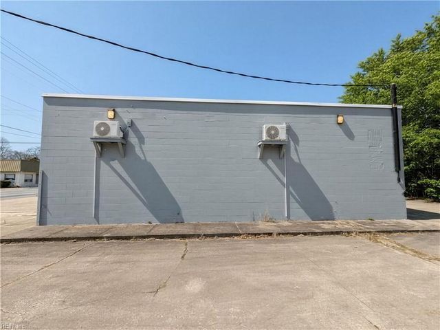 1234 Bainbridge BLVD, Chesapeake, VA 23324