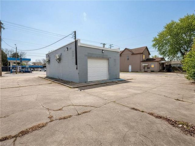 1234 Bainbridge BLVD, Chesapeake, VA 23324