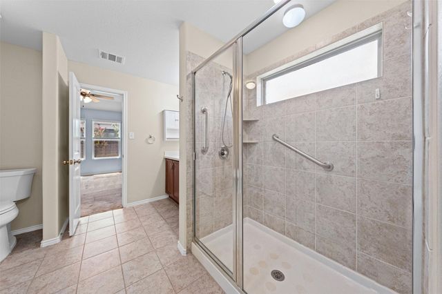 912 Wolcott DR, Leander, TX 78641