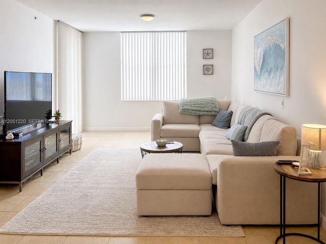 511 SE 5th Ave 1408, Fort Lauderdale, FL 33301