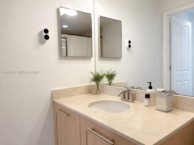 511 SE 5th Ave 1408, Fort Lauderdale, FL 33301