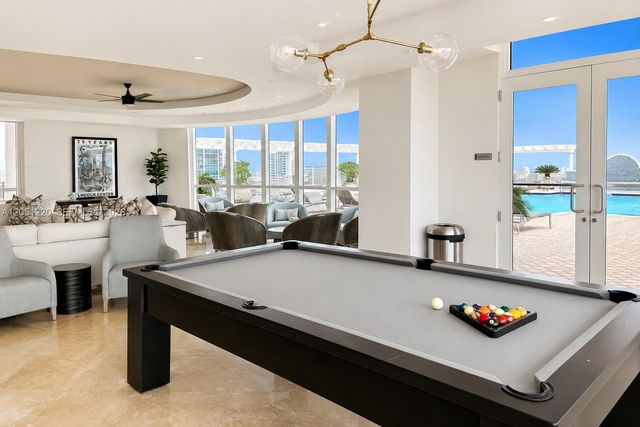 511 SE 5th Ave 1408, Fort Lauderdale, FL 33301