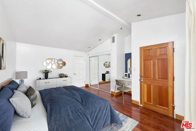 1141 Cabrillo Avenue, Venice, CA 90291