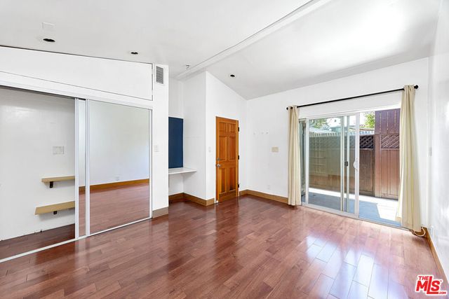 1141 Cabrillo Avenue, Venice, CA 90291