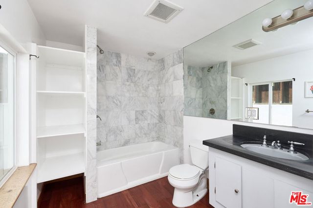 1141 Cabrillo Avenue, Venice, CA 90291