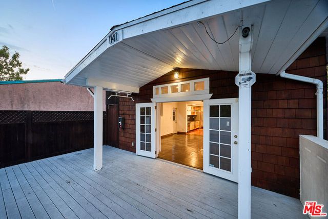 1141 Cabrillo Avenue, Venice, CA 90291